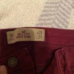 Hollister maroon jeans